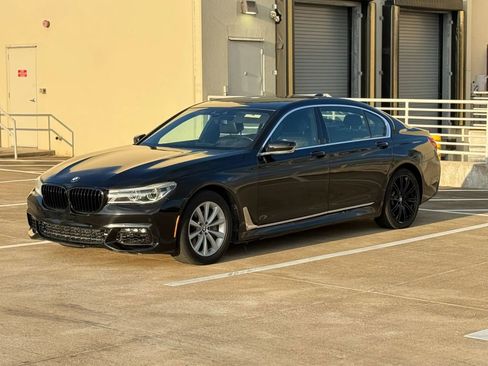Used 2016 BMW 750i xDrive AWD/4WD image 3