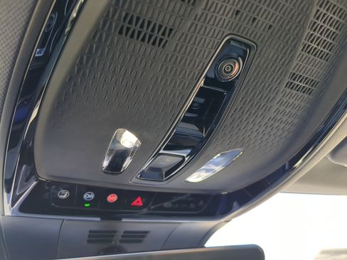 New 2026 Cadillac Optiq Luxury 1 image 18