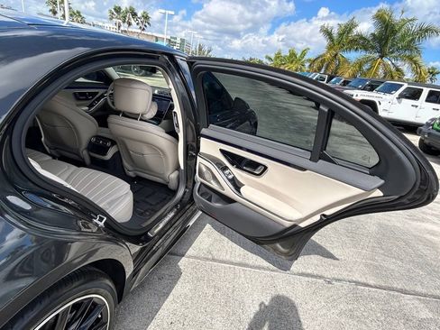 Used 2023 Mercedes-Benz S 500 4MATIC image 36