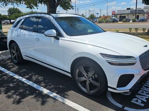 Used 2025 Genesis GV70 3.5T Sport w/ Sport Prestige Package AWD/4WD image 3