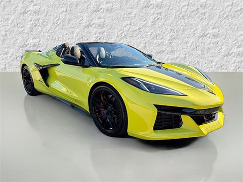 Used 2024 Chevrolet Corvette Z06 w/ Stealth Interior Trim Package image 12