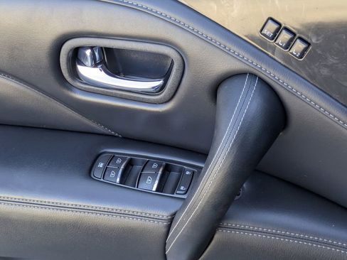 Used 2024 INFINITI QX80 Luxe image 24