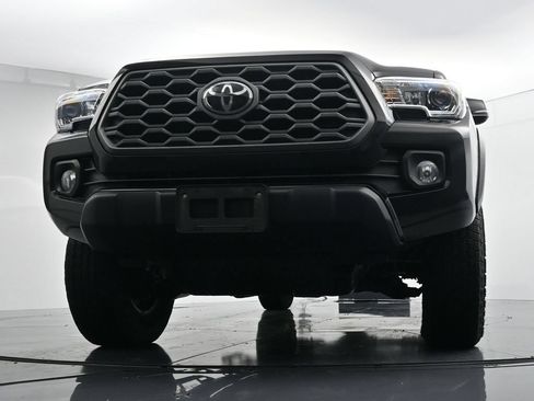 Used 2023 Toyota Tacoma TRD Off-Road AWD/4WD image 33