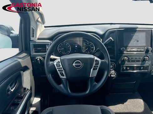Used 2024 Nissan Titan SV w/ Accessory Utility Package AWD/4WD image 29