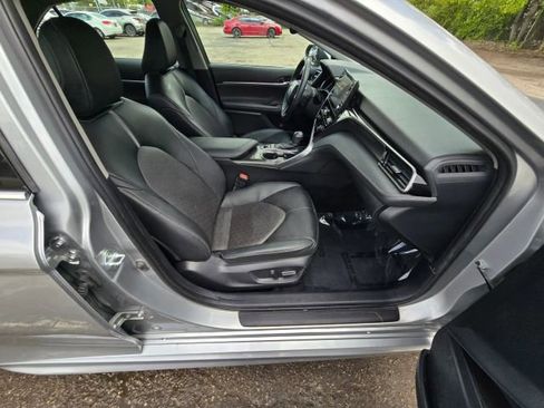 Used 2024 Toyota Camry XSE FWD image 15