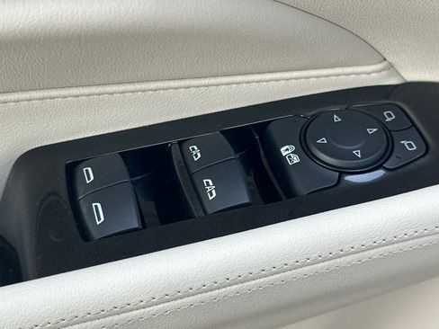 Used 2025 Cadillac CT4 Luxury w/ Sun And Sound Package RWD image 14