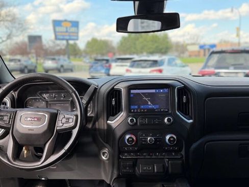 Used 2019 GMC Sierra 1500 AT4 w/ AT4 Premium Package AWD/4WD image 11