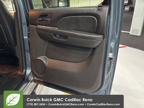 Used 2013 Chevrolet Silverado 2500 LTZ w/ LTZ Plus Package image 30