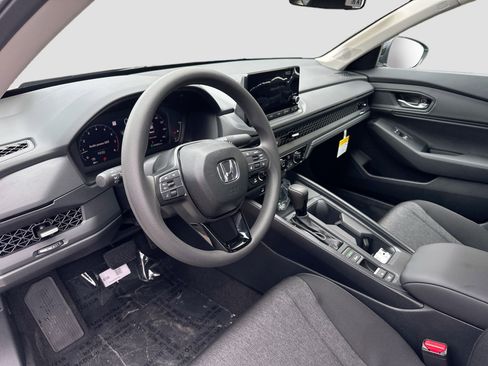 New 2025 Honda Accord SE image 7