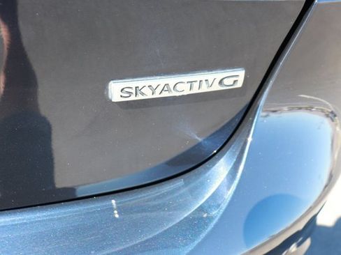 Used 2020 MAZDA MAZDA3 Hatchback FWD image 7