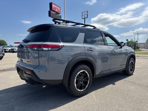New 2026 Nissan Pathfinder Rock Creek AWD/4WD image 6