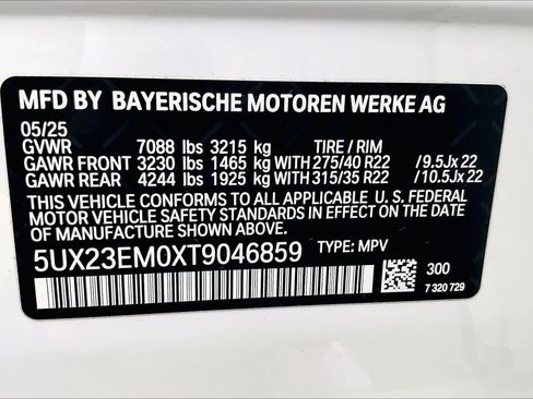 Used 2026 BMW X7 xDrive40i w/ Executive Package image 39