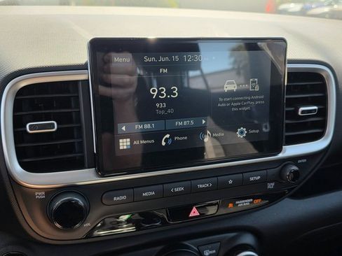 New 2025 Hyundai Venue SEL image 25