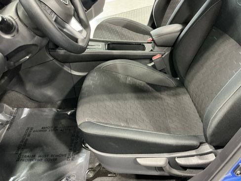 Used 2023 Nissan Kicks SV image 16