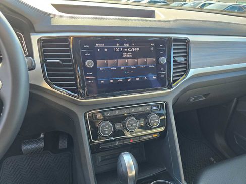 Used 2022 Volkswagen Atlas SEL image 30