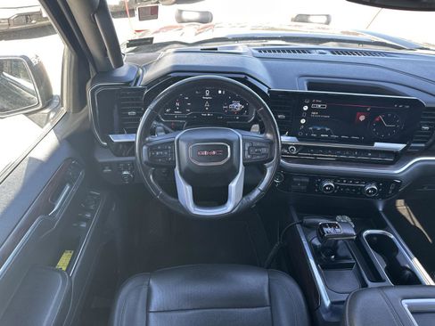 Used 2022 GMC Sierra 1500 SLT w/ SLT Premium Plus Package image 17