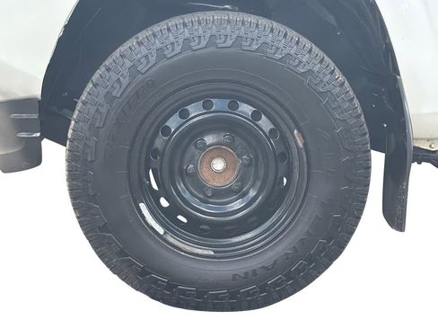 Used 2020 Toyota Tacoma SR w/ SR Convenience Package RWD image 23