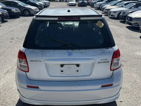 Used 2011 Suzuki SX4 Sportback FWD image 7