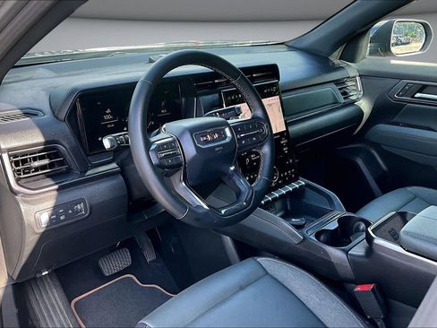 Used 2026 GMC Terrain AT4 w/ Convenience Package III AWD/4WD image 17