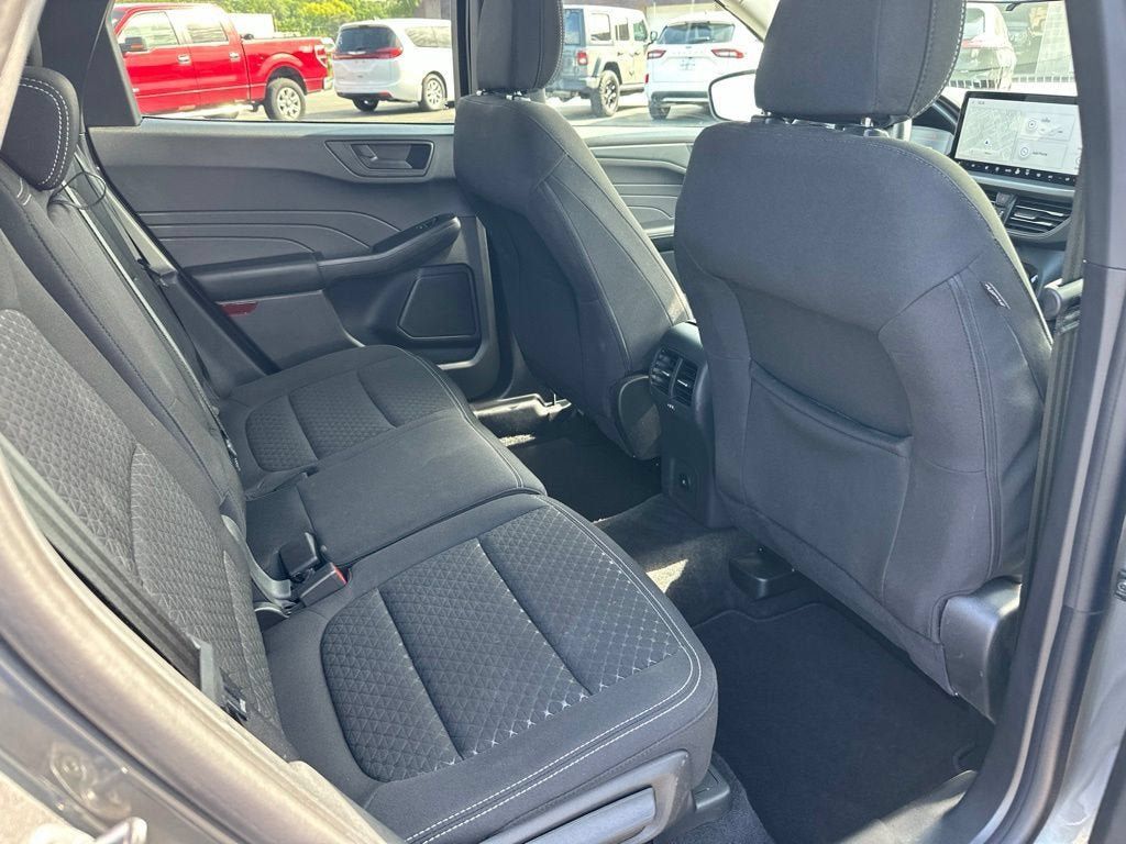 Certified 2024 Ford Escape Active w/ Tech Pack #1 AWD/4WD image 11
