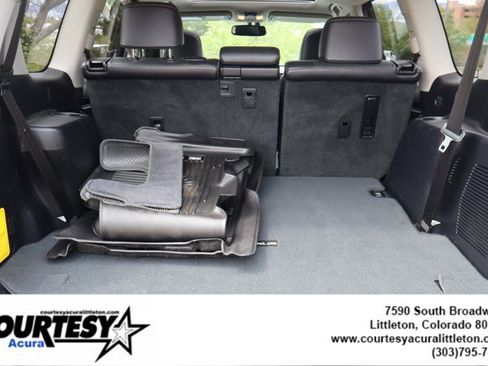 Used 2016 Lexus GX 460 w/ Premium Package AWD/4WD image 28