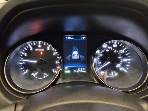 Used 2019 Nissan Rogue S AWD/4WD image 23