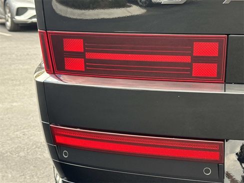 Used 2024 Hyundai Santa Fe Calligraphy image 20