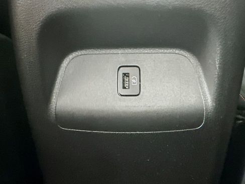 Certified 2024 Nissan Sentra SR image 24