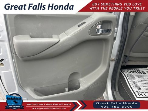 Used 2020 Nissan Frontier SV AWD/4WD image 18