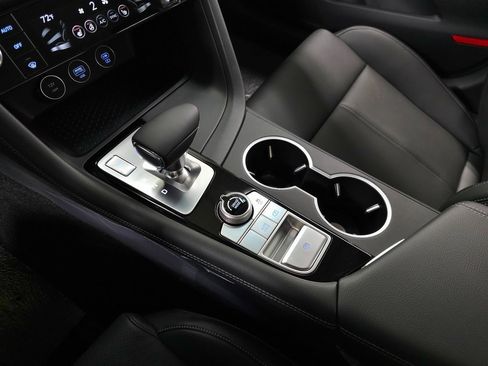 New 2026 Genesis G70 2.5T image 23