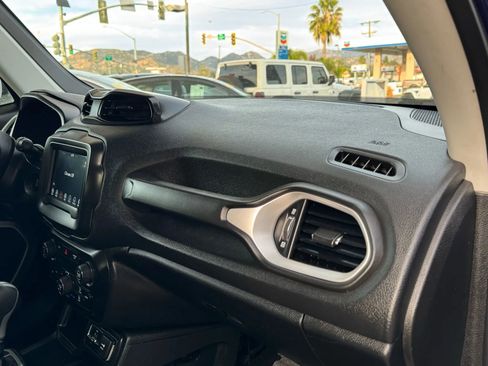 Used 2018 Jeep Renegade Sport w/ Power & Air Group FWD image 26
