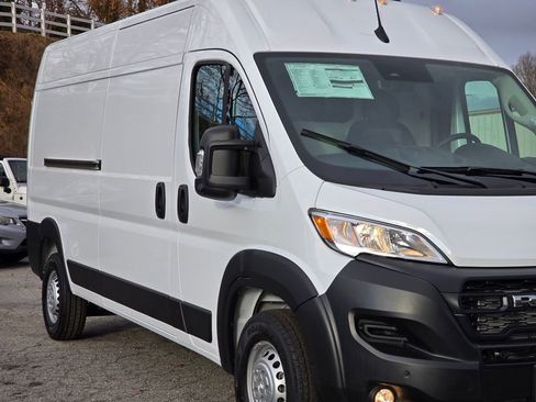 New 2026 RAM ProMaster 2500 w/ Advanced Safety Group image 39