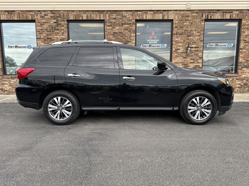 Used 2019 Nissan Pathfinder SV w/ Cargo Package AWD/4WD image 6