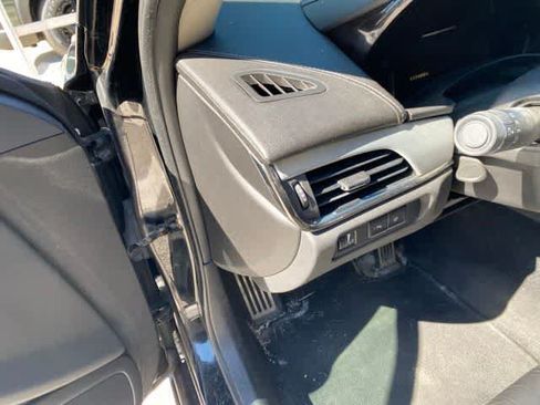 Used 2013 Cadillac ATS Performance w/ Cold Weather Package AWD/4WD image 25