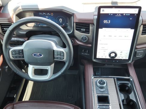 Used 2023 Ford Expedition Max Limited RWD image 30