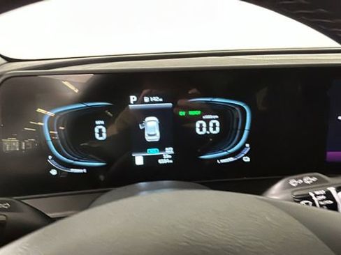 Used 2025 Kia Sportage X-Line AWD/4WD image 18