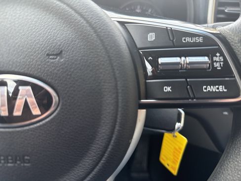 Certified 2022 Kia Sportage LX image 19