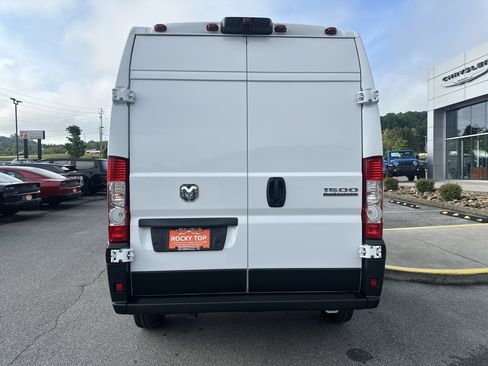 New 2025 RAM ProMaster 1500 w/ Convenience Group FWD image 8