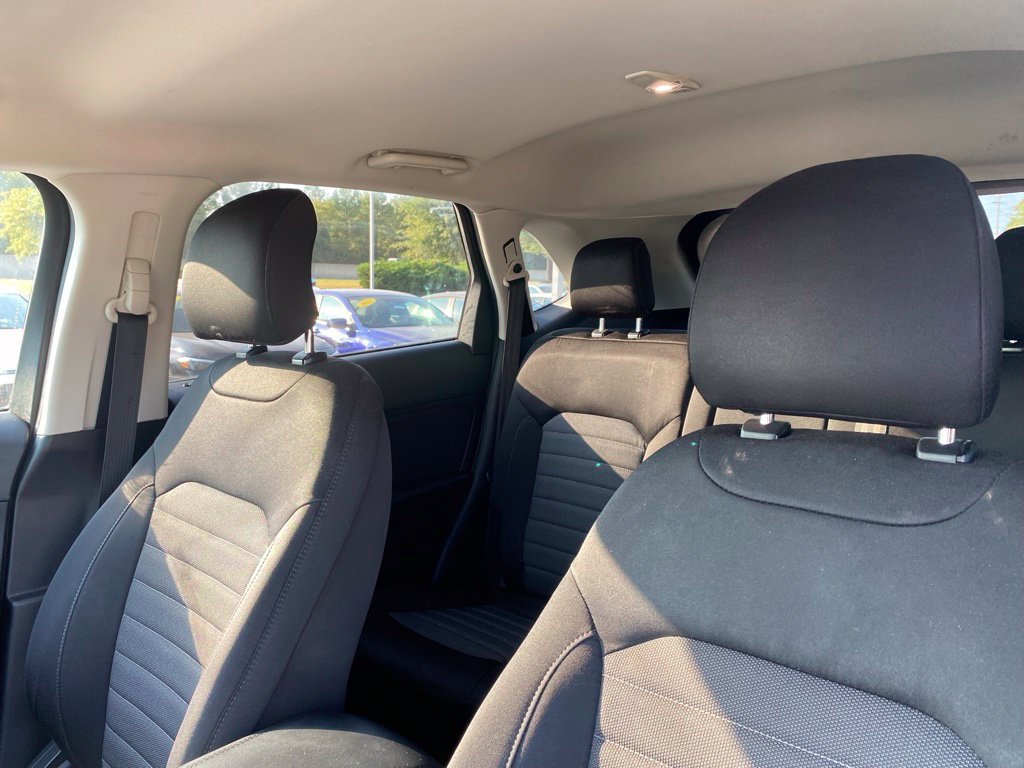 Used 2016 Ford Edge SE FWD image 22
