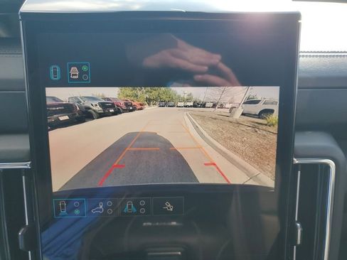 Certified 2025 GMC Yukon XL Denali image 45