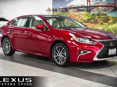 Used 2017 Lexus ES 350 w/ Navigation System Package