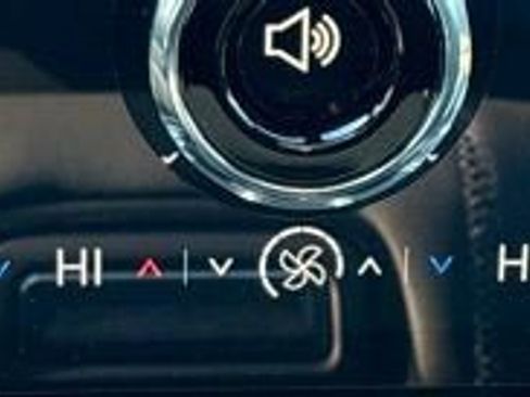 New 2026 GMC Yukon Denali w/ Denali Reserve Package image 28