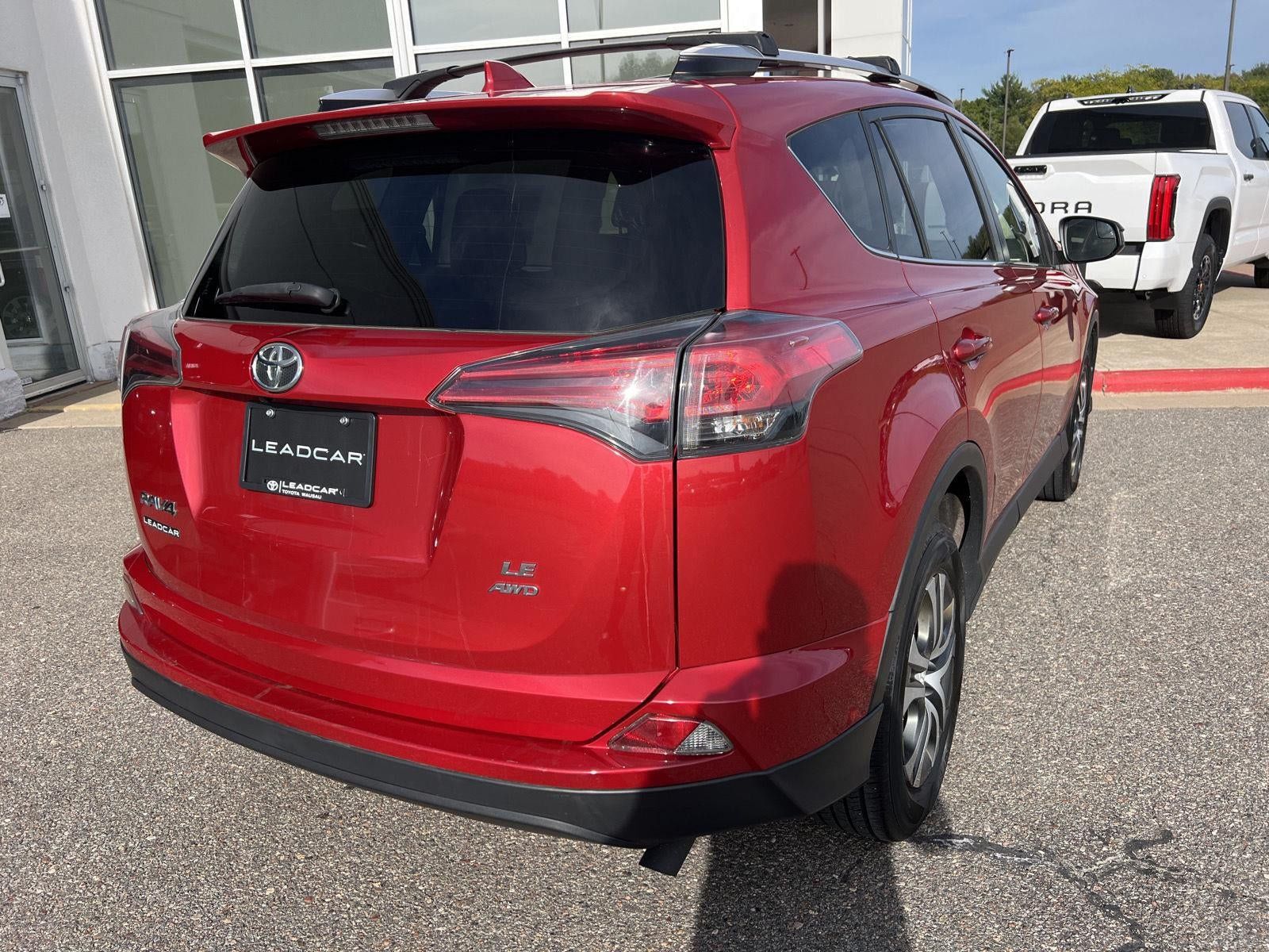 Used 2016 Toyota RAV4 LE AWD/4WD image 16