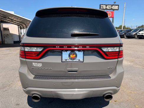 Used 2023 Dodge Durango GT RWD image 4