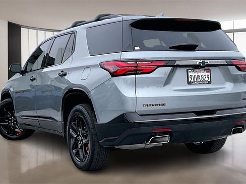 Used 2023 Chevrolet Traverse Premier w/ Redline Edition image 4