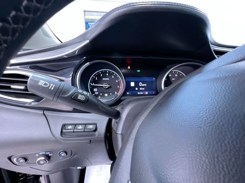Used 2021 Buick Encore GX Select w/ Advanced Technology Package AWD/4WD image 18