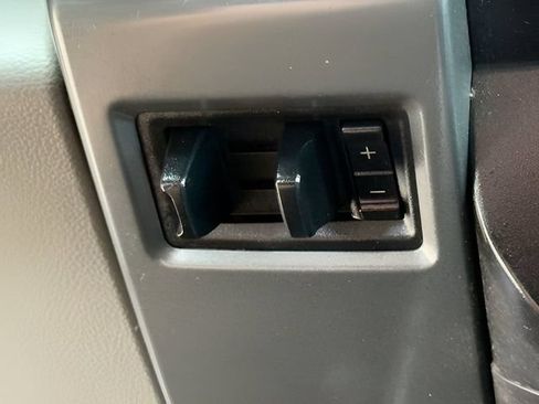 Used 2019 Ford F350 XLT w/ XLT Premium Package AWD/4WD image 27