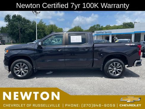 Used 2023 Chevrolet Silverado 1500 LT AWD/4WD image 34