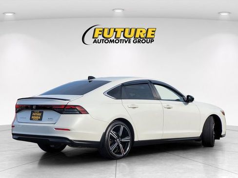 Used 2023 Honda Accord Sport image 4