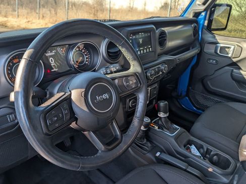Used 2023 Jeep Wrangler Unlimited Sport AWD/4WD image 30